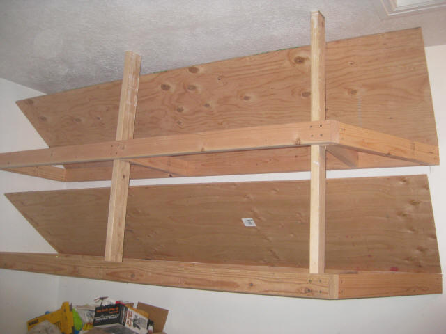 pictures of the finished garage shelves that I built. These shelves 